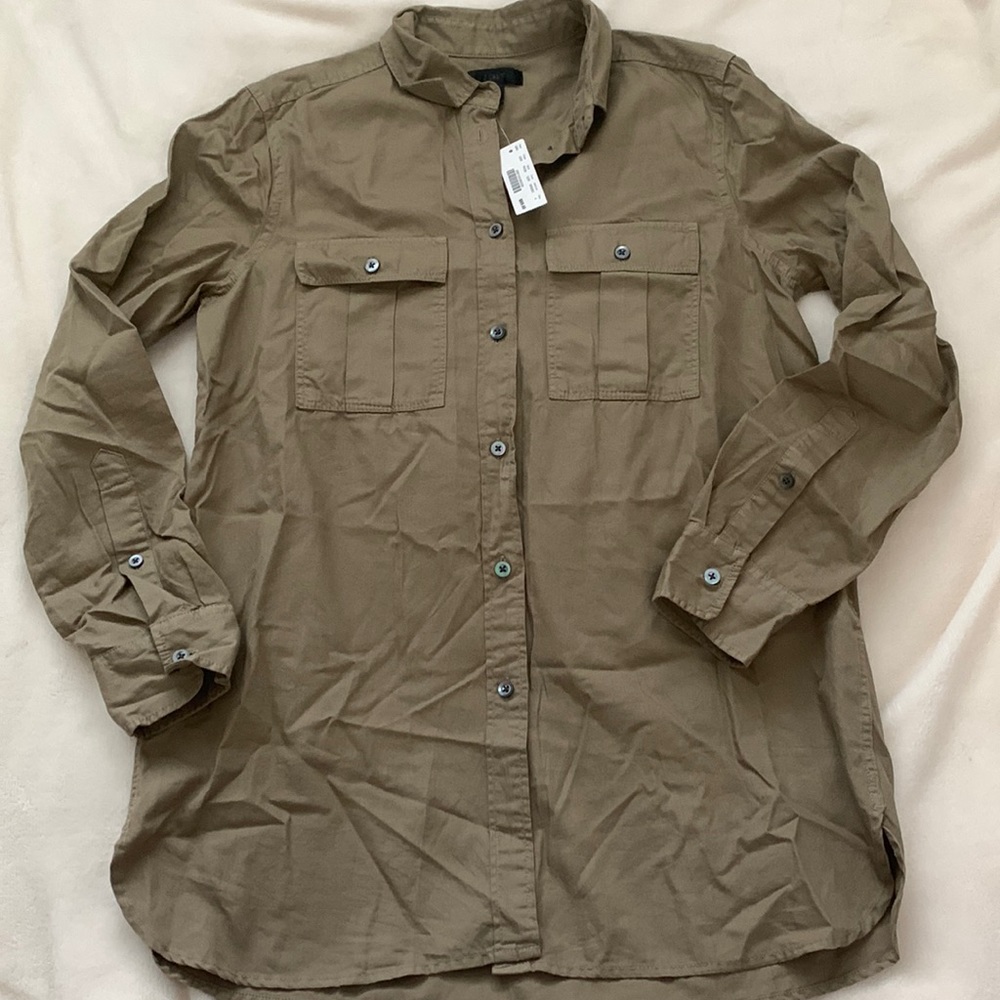 🆕 new J Crew size 4 button down olive green fall top